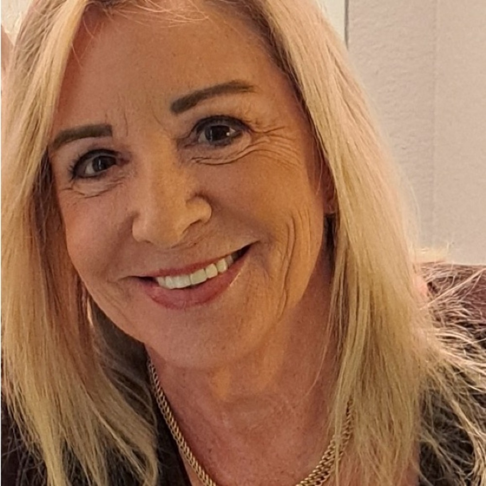 Meet your Posher, Gayle